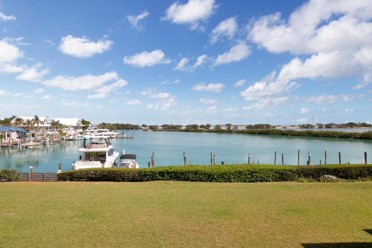 Majestic Marina Villa- 2 Bedroom Village At Hawks Cay Duck Key Exterior photo